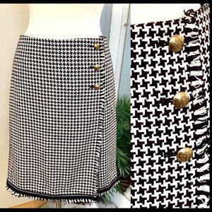 Houndstooth Fringed skirt 6 Black White Academia Preppy Old Money